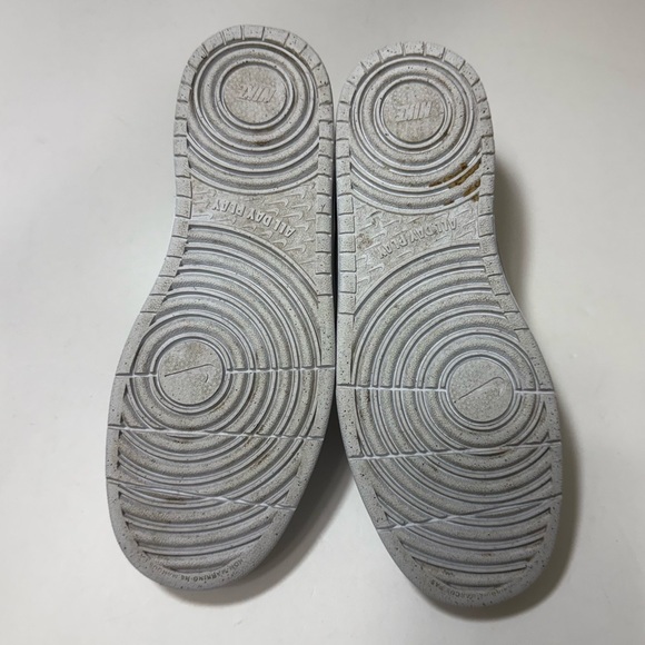 Nike Court Borough Low 2 “Triple White” Big Kid Size 7Y Sneakers - Picture 15 of 16